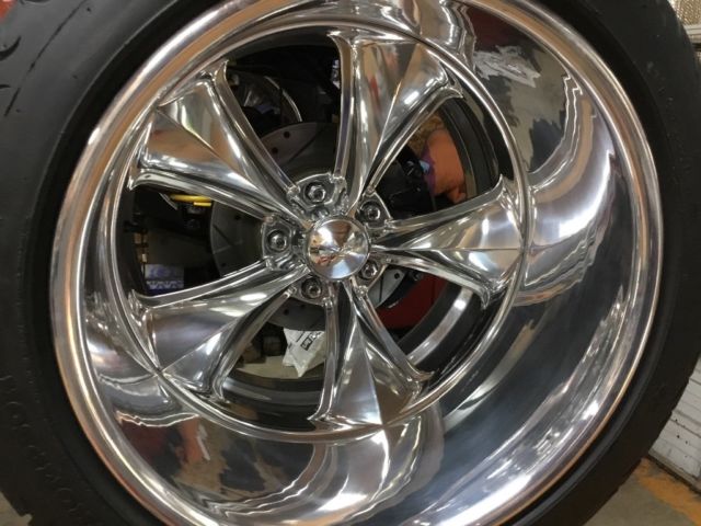 1932 Brown Matalic Ford Highboy Roadster bbc 454 Glass body with glass hard top