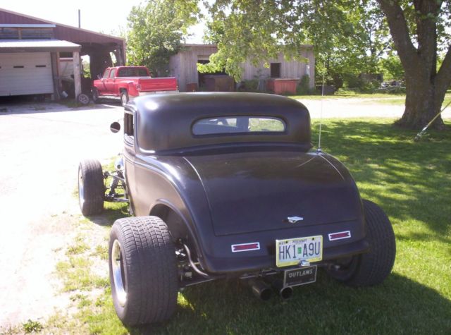 1932 flat black Ford Other fiberglass