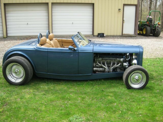 1932 Jaguar Blue Ford Roadster roadster
