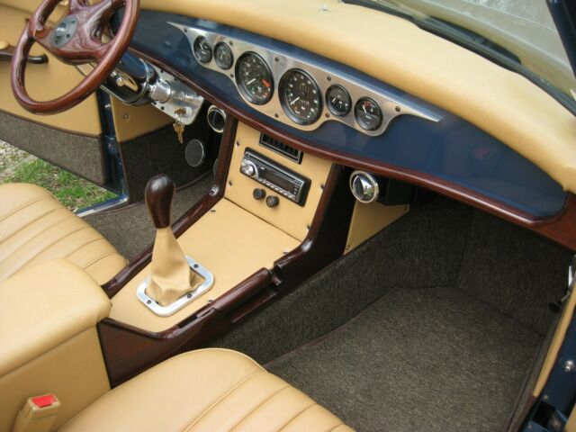 1932 Jaguar Blue Ford Roadster roadster