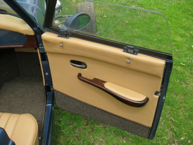 1932 Jaguar Blue Ford Roadster roadster