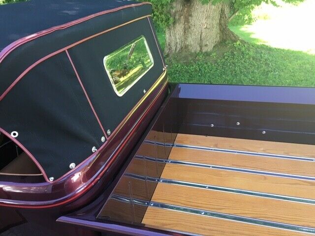 1932 MAROON/BLACK Ford Other Pickups ROADSTER PICKUP