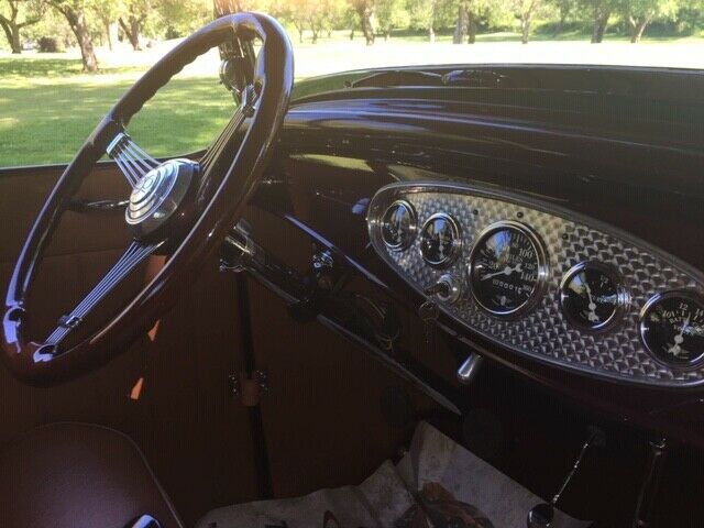 1932 MAROON/BLACK Ford Other Pickups ROADSTER PICKUP