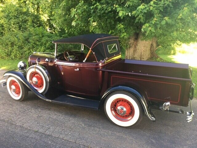 1932 MAROON/BLACK Ford Other Pickups ROADSTER PICKUP