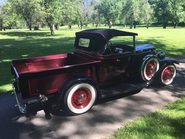 1932 MAROON/BLACK Ford Other Pickups ROADSTER PICKUP