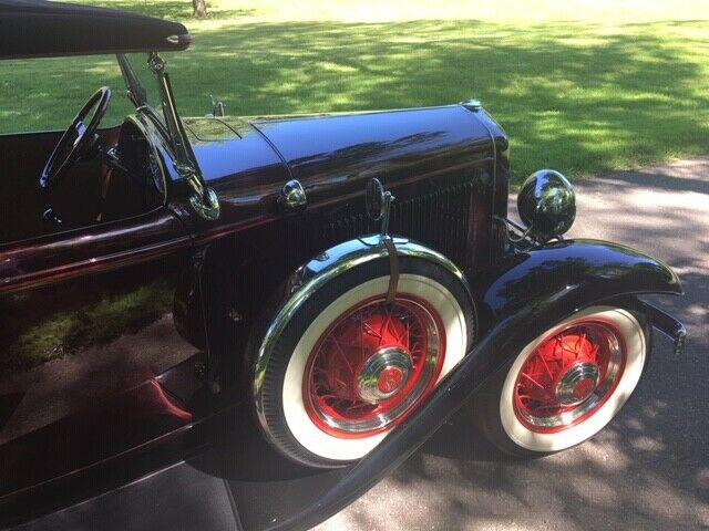 1932 MAROON/BLACK Ford Other Pickups ROADSTER PICKUP
