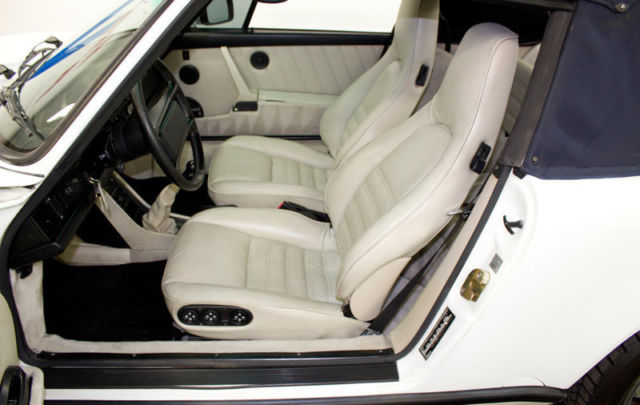 1989 GRAND PRIX WHITE Porsche 911