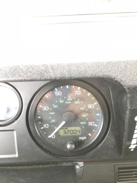 1983 White Land Rover Defender Wagon