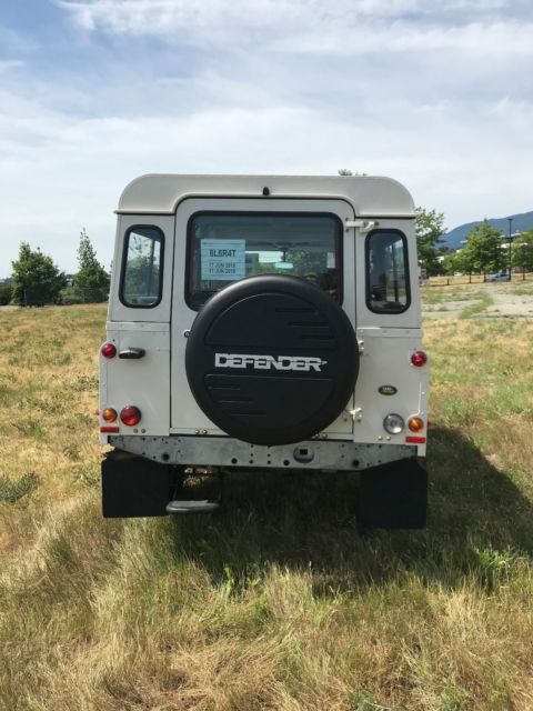 1983 White Land Rover Defender Wagon