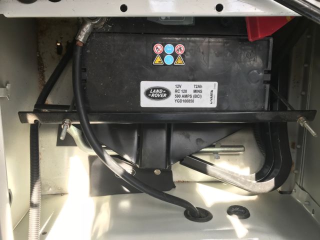 1983 White Land Rover Defender Wagon