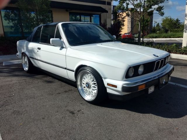 1988 White BMW 3-Series Convertible