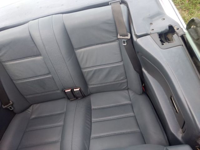 1988 White BMW 3-Series Convertible