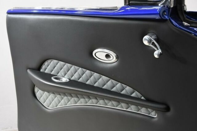 1957 Blue Chevrolet Bel Air/150/210 Convertible