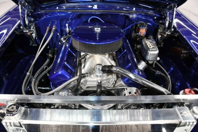1957 Blue Chevrolet Bel Air/150/210 Convertible