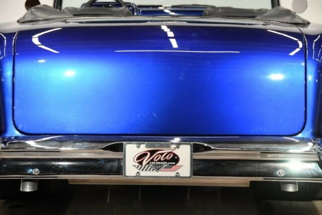 1957 Blue Chevrolet Bel Air/150/210 Convertible
