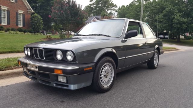 1986 Gray BMW 3-Series Coupe