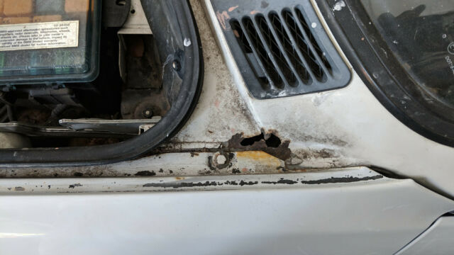 1991 White BMW 3-Series Coupe