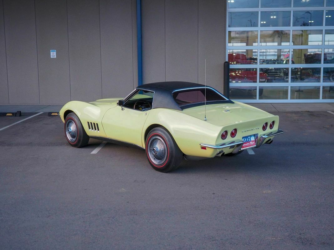 1968 Yellow Chevrolet Corvette --