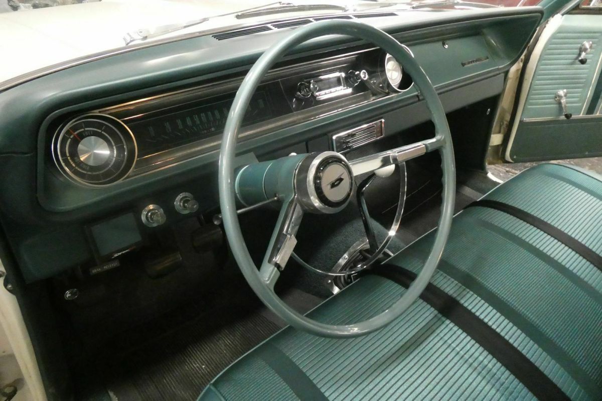 1965 White Chevrolet Bel Air/150/210 Sedan