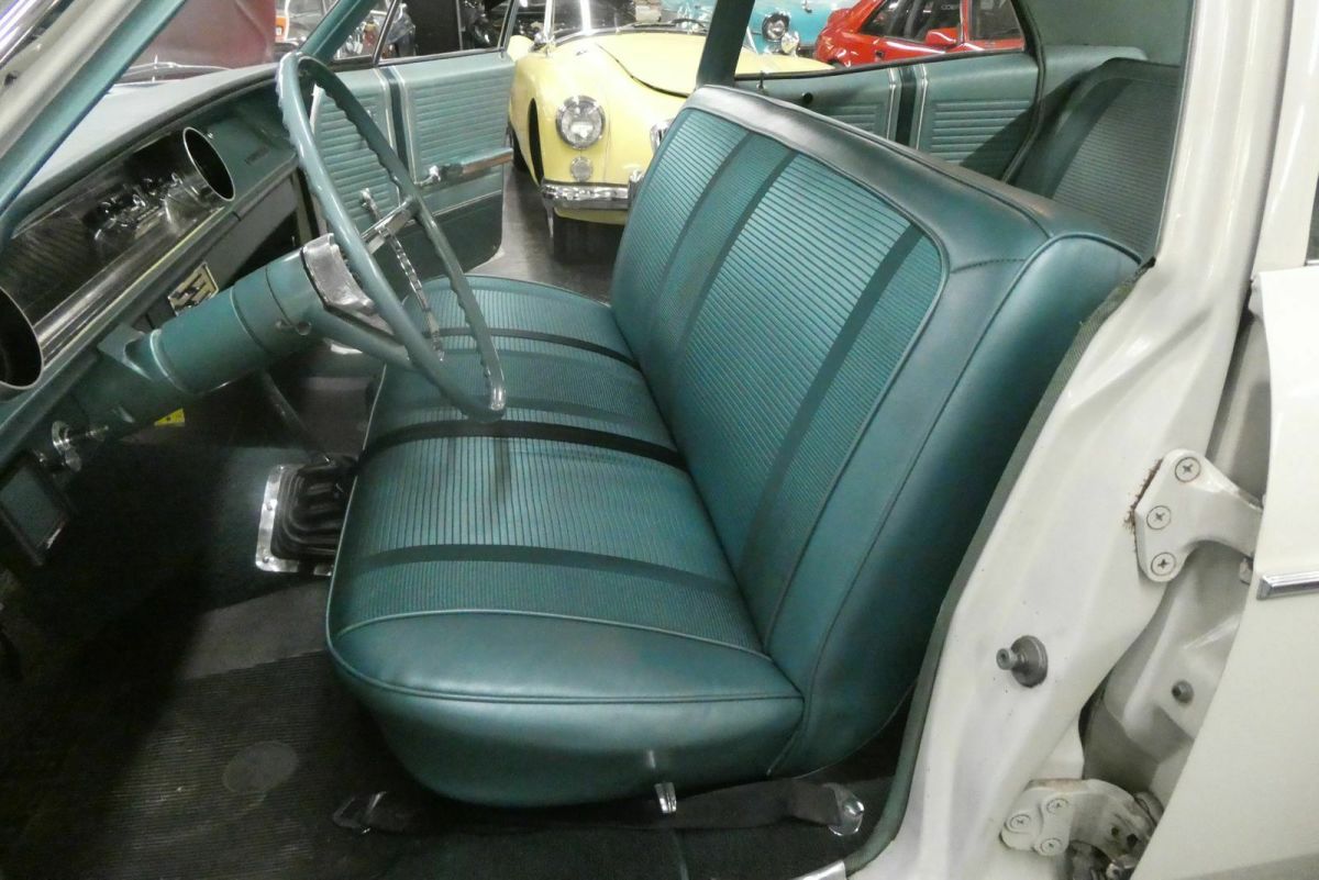 1965 White Chevrolet Bel Air/150/210 Sedan