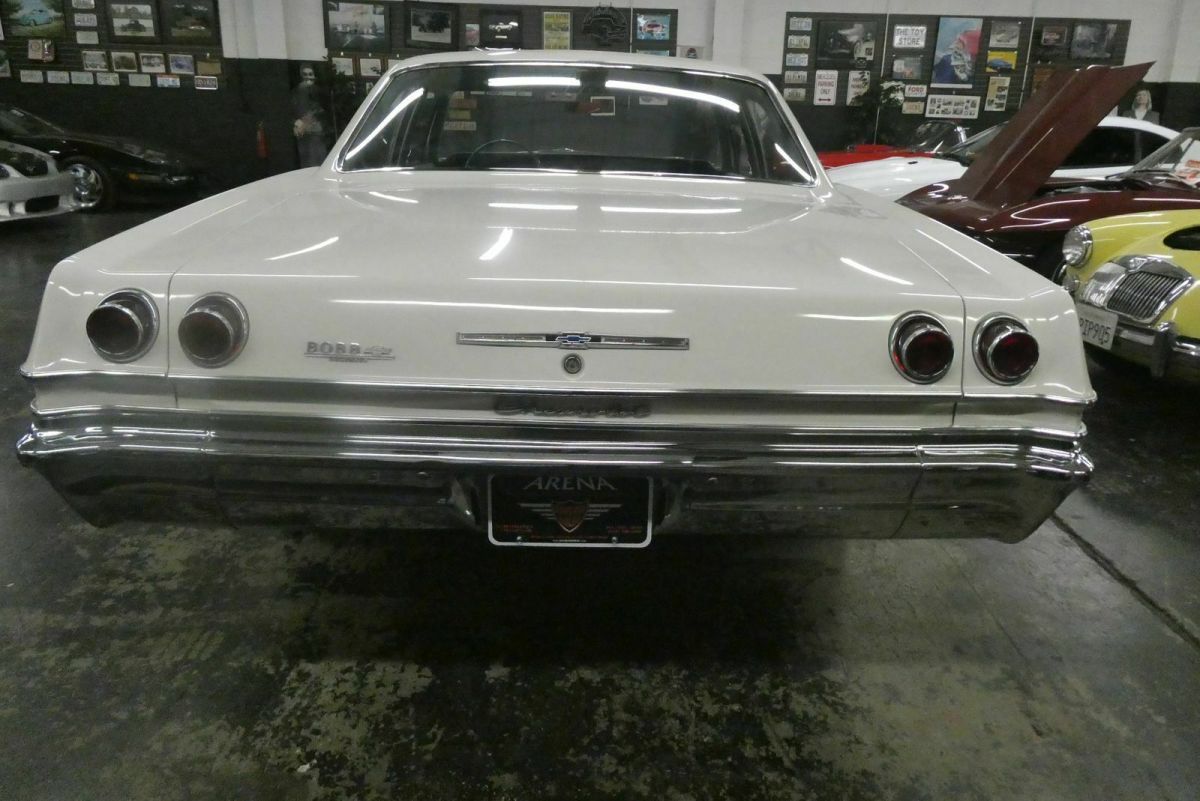 1965 White Chevrolet Bel Air/150/210 Sedan