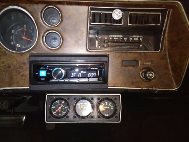 1972 Black Chevrolet Monte Carlo Coupe