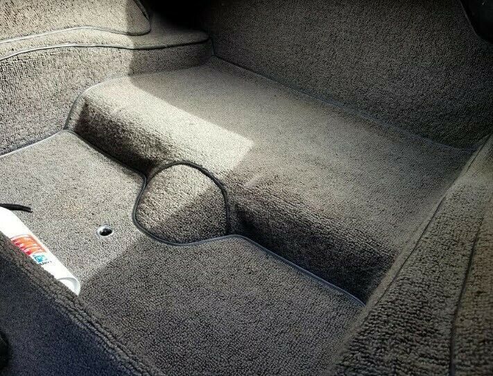 1964 Grey Chevrolet Corvette 327 Sports car