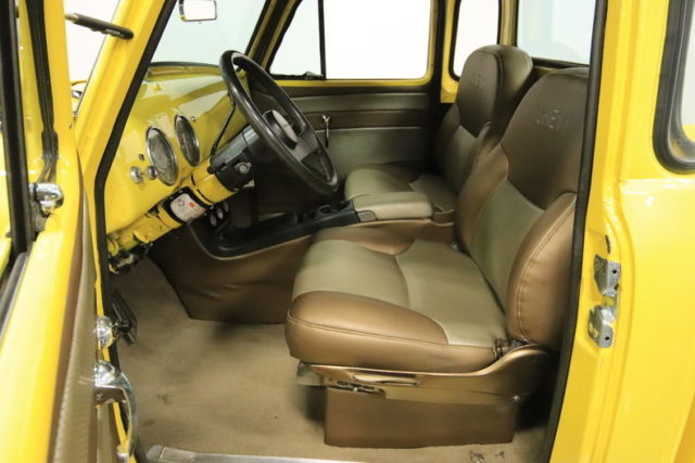 1951 Yellow Chevrolet 3100 Pickup (Truck)