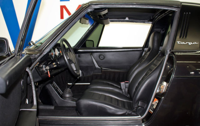 1984 BLACK METALLIC Porsche 911 Convertible