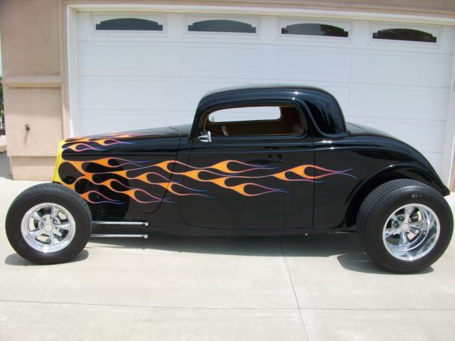 1933 Black Ford Coupe