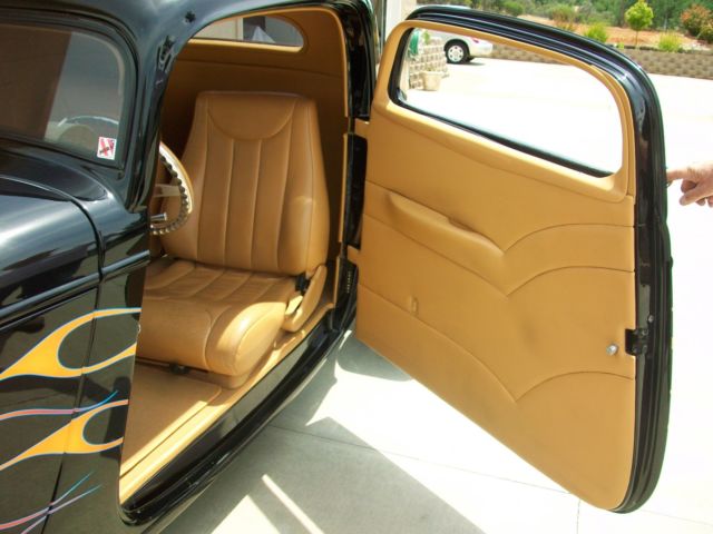1933 Black Ford Coupe