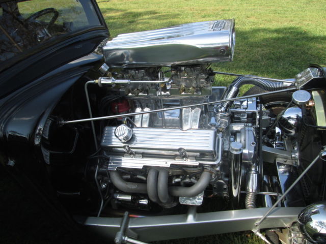 1933 BLACK Ford 5 WINDOW COUPE COUPE