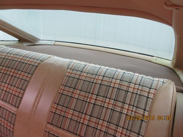 1976 BUCKSKIN Oldsmobile Cutlass 2 DOOR