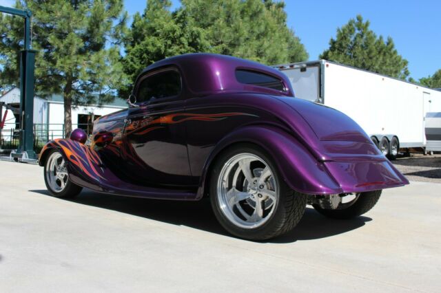 1934 Ford 40