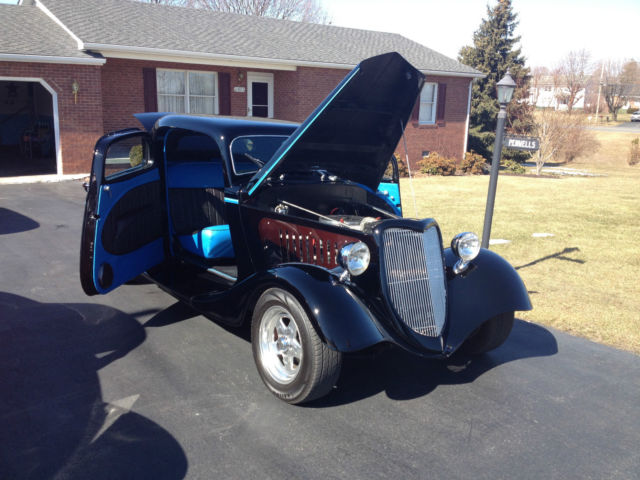 1934 BLACK PEAAL BLUE STRIP Ford Other