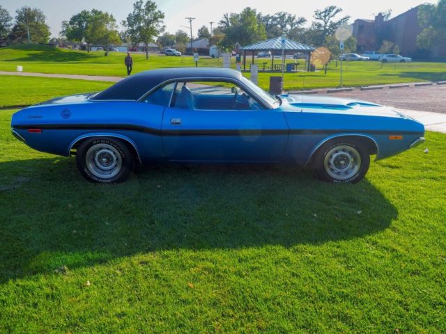 1972 Blue Dodge Challenger --