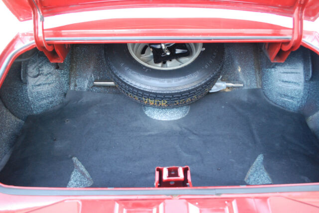 1975 Red Pontiac Le Mans Coupe