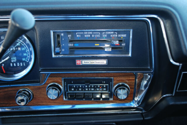 1975 Red Pontiac Le Mans Coupe