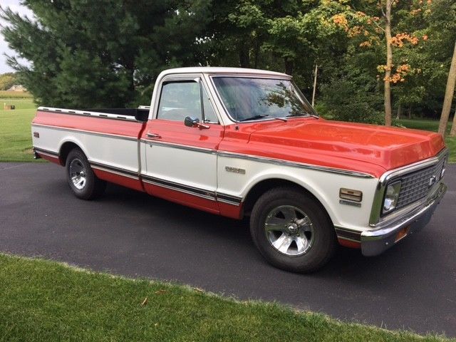 1972 Red/White Chevrolet C-10 Standard Cab Pickup