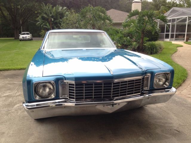 1972 Blue Chevrolet Monte Carlo Coupe
