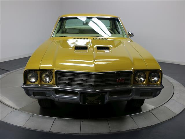 1971 Gold Buick GS --