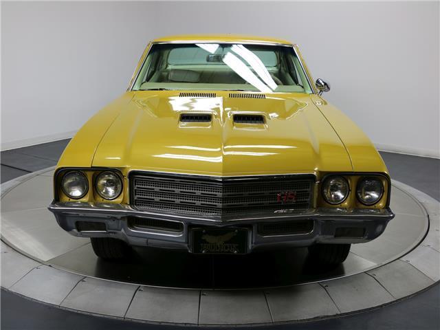 1971 Gold Buick GS --
