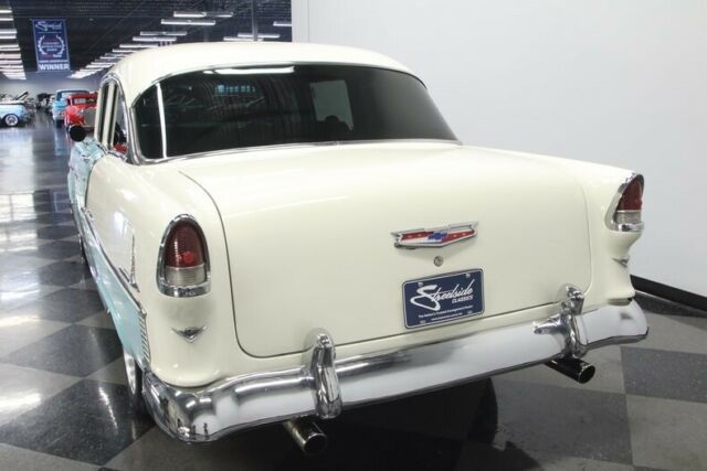 1955 Light Turqouise Chevrolet Bel Air/150/210 Coupe