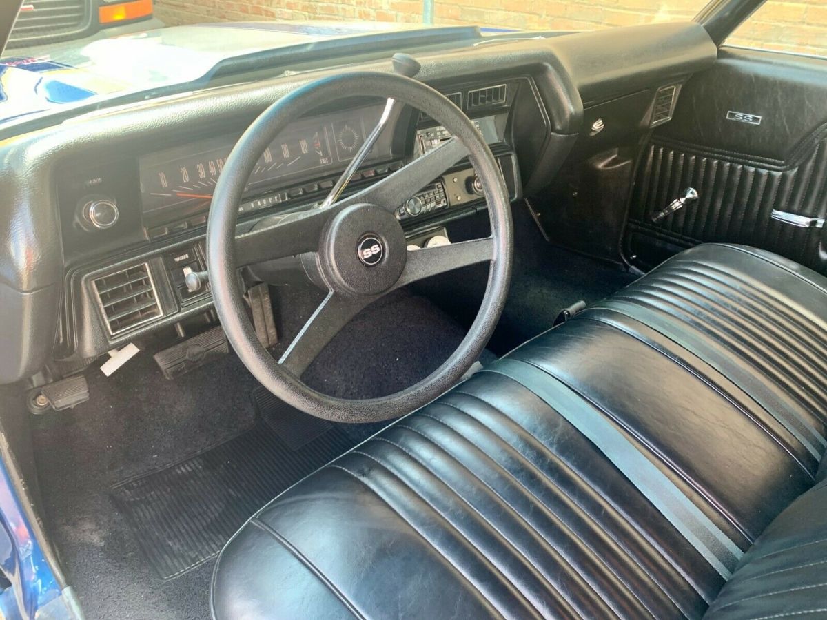 1972 Blue Chevrolet Chevelle Coupe