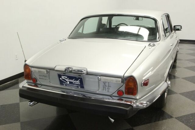 1979 Silver Jaguar XJ8-L Sedan