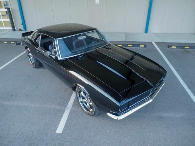 1967 Black Chevrolet Camaro --