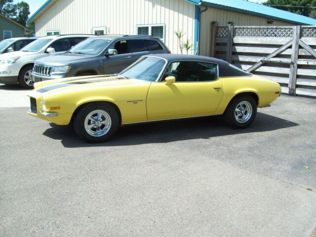 1970 Yellow Chevrolet Camaro Coupe