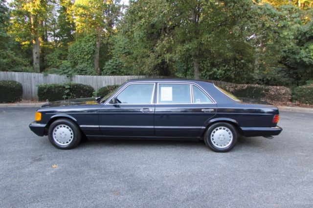 1991 Blue Mercedes-Benz S-Class Sedan