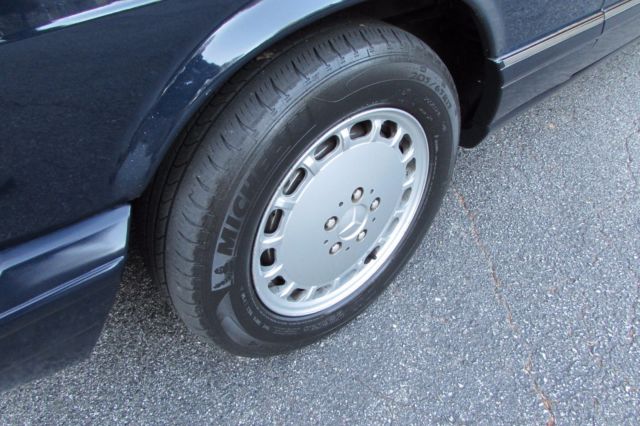 1991 Blue Mercedes-Benz S-Class Sedan