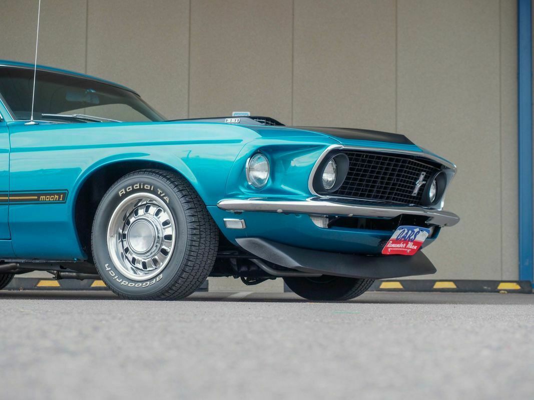 1969 -- Ford Mustang --
